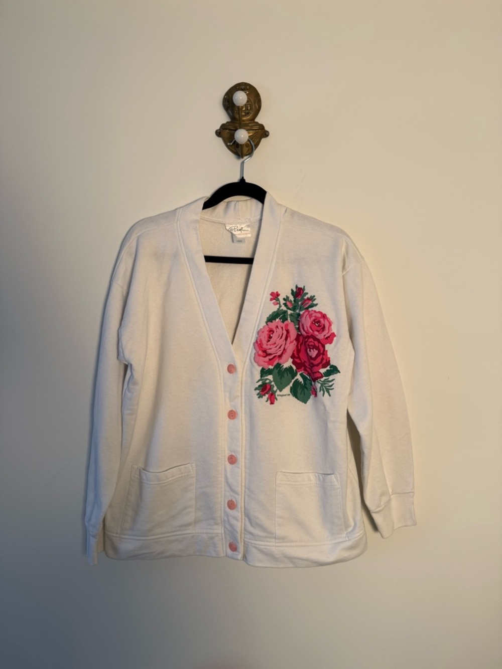Vintage cardigan sweater with 3D flower effect